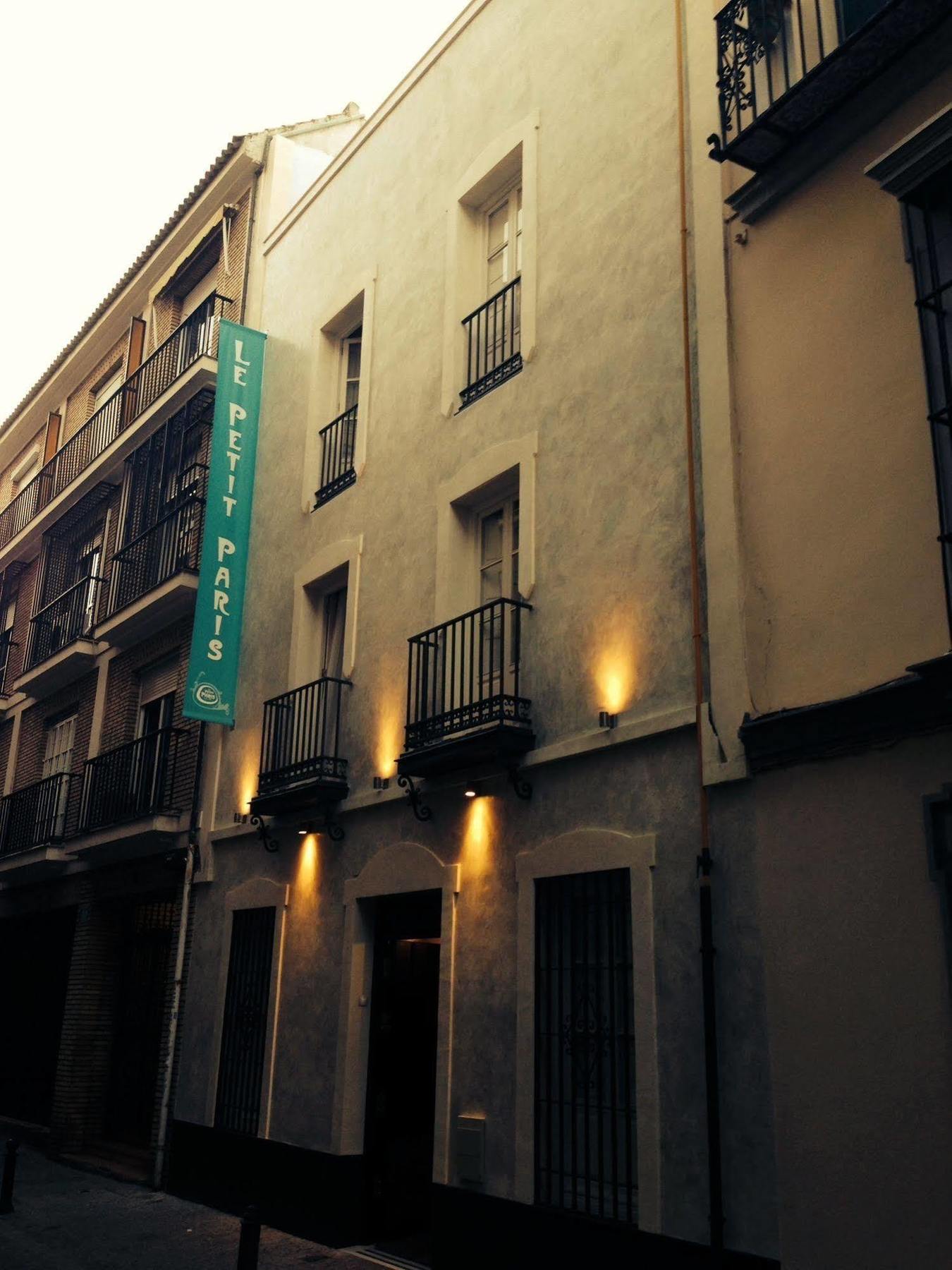 Hotel Le Petit Paris Sevilla Exteriér fotografie