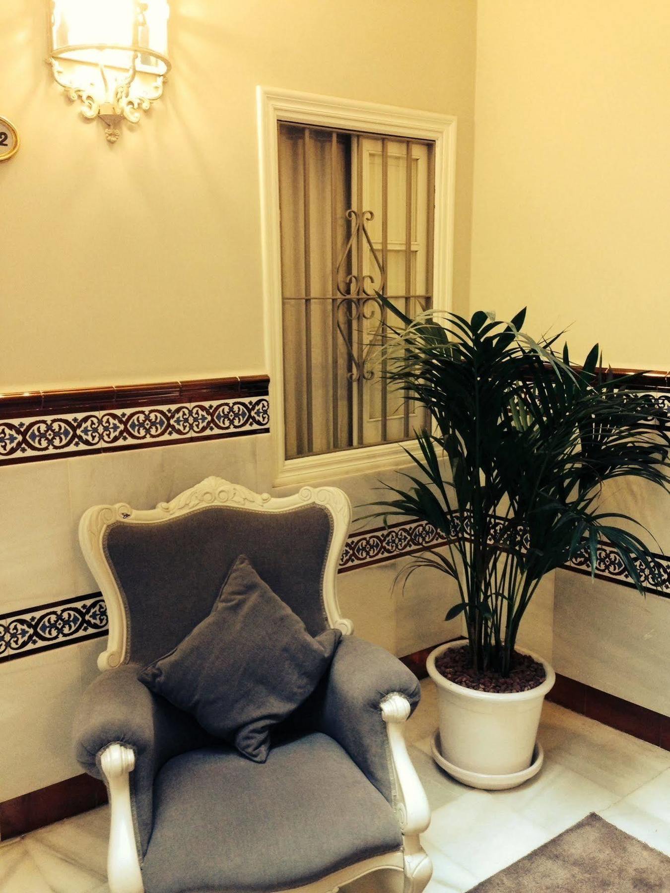Hotel Le Petit Paris Sevilla Exteriér fotografie